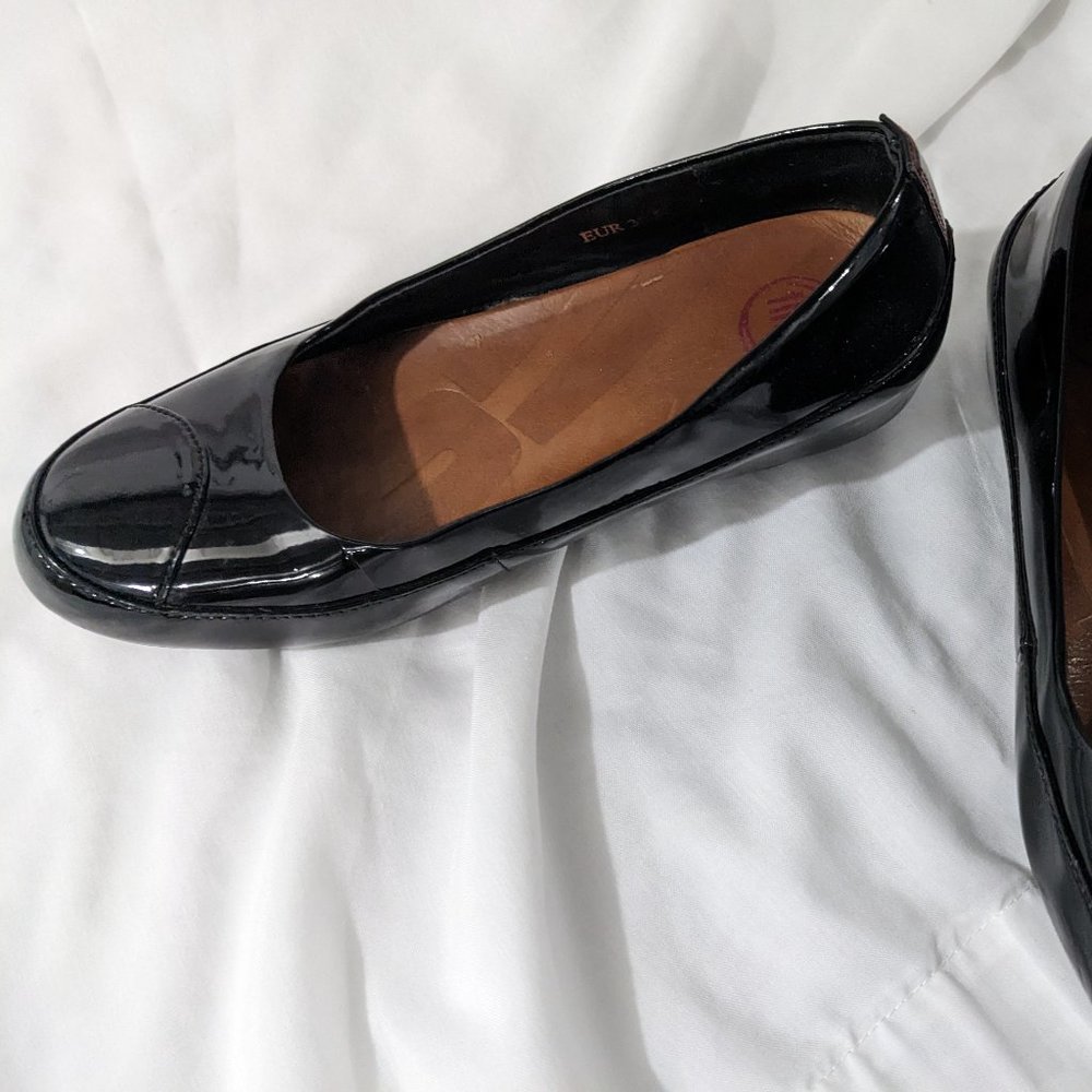 FitFlop Due Patent Leather flat